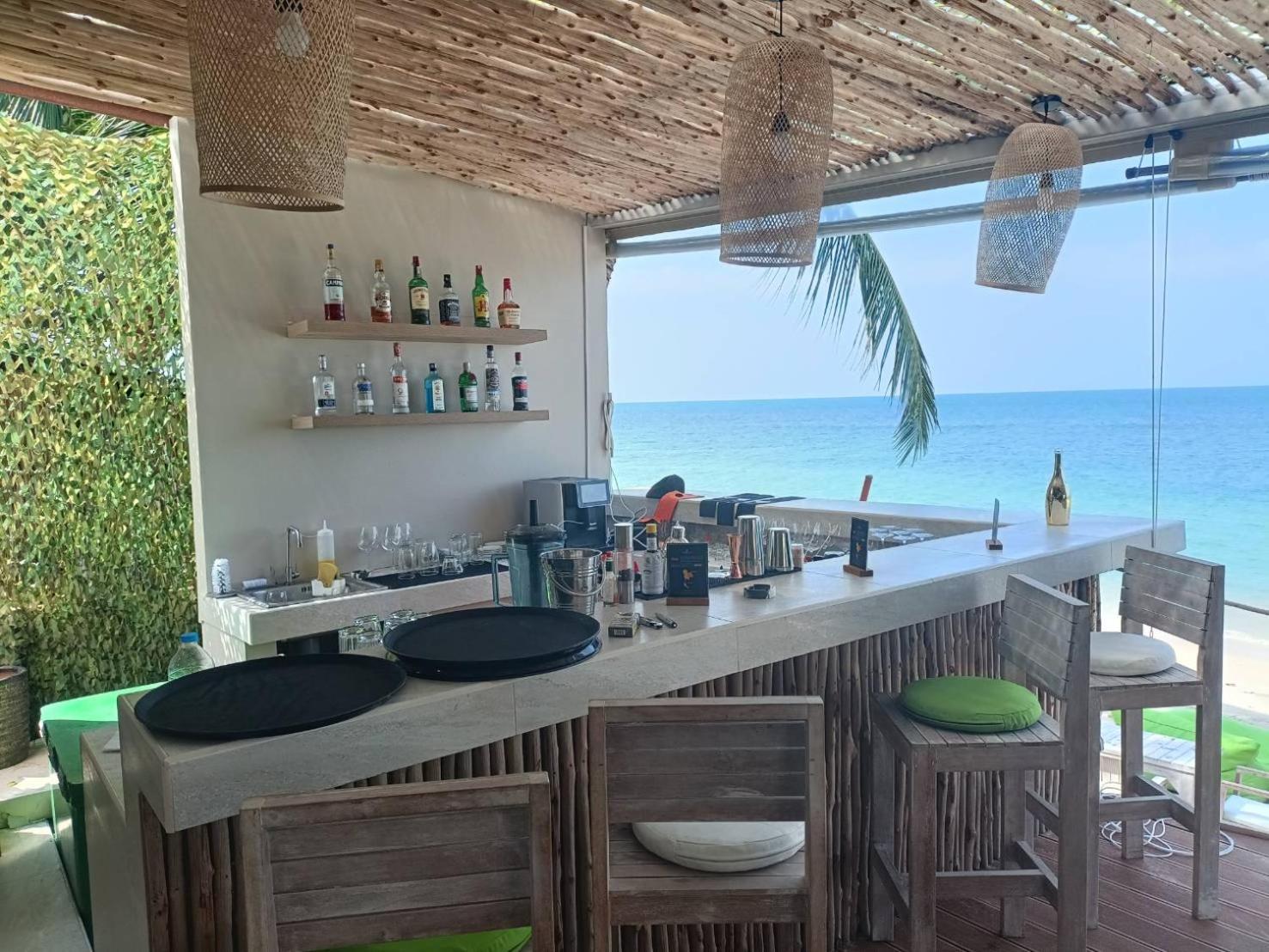 March Samui Resort Маенам Экстерьер фото
